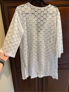 J. Valdi White Lace Top - XL
